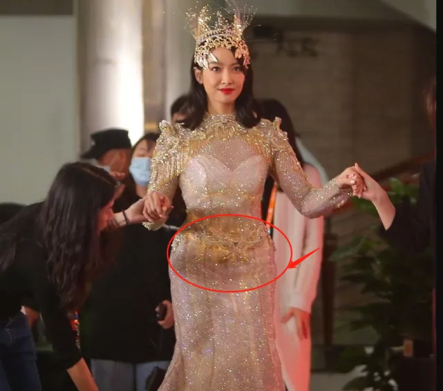 倪妮,宋茜,周冬雨,谭松韵,三十而已,李沁,李易峰,张艺兴,邓伦