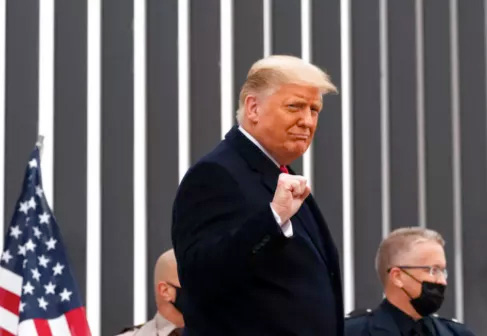 特朗普账号被封,总统弹劾,副总统彭斯,华盛顿警戒,拜登