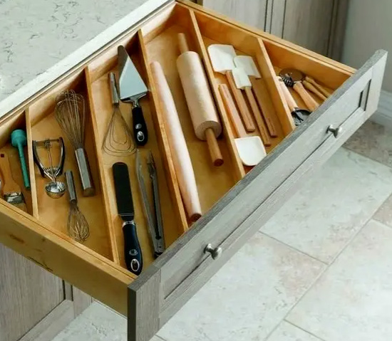 一九四二,张国立,邓婕,康熙微服私访记,铁齿铜牙纪晓岚,铁三角,王刚,张铁林,万里走单骑,声临其境,国家宝藏