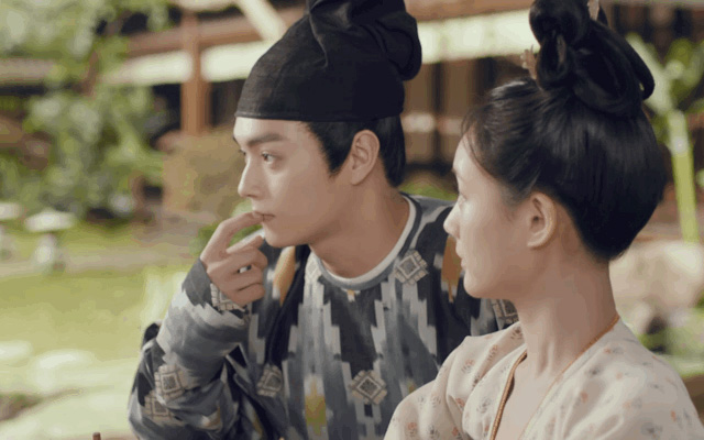 Natalia二婚嫁LV太子,水果娜,挪威王室,平民王妃,骊歌行,李一桐,许凯,辣目洋子,流金岁月,正青春