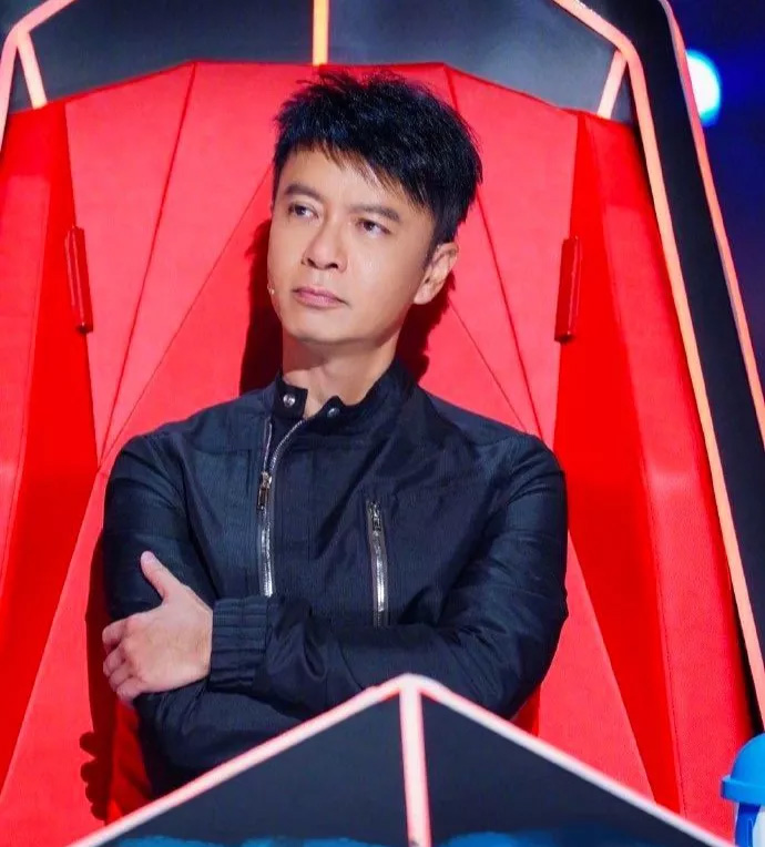 汪峰,中国好声音,那英,李荣浩,李克勤