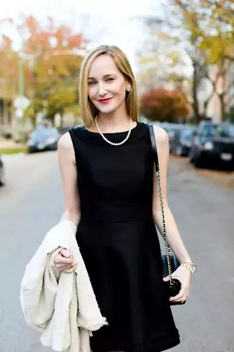 孟晚舟,孟晚舟职场女性穿搭,孟晚舟香奈儿同款,孟晚舟脚镣包,孟晚舟归国穿搭,孟晚舟大牌穿搭