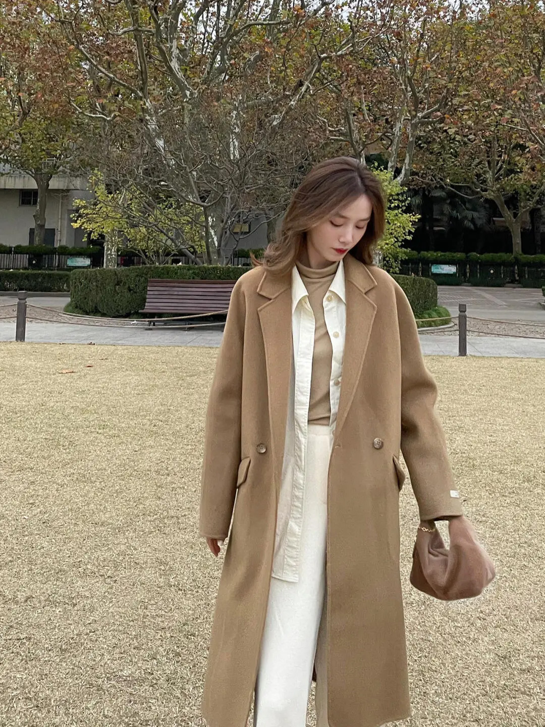 孟晚舟,孟晚舟职场女性穿搭,孟晚舟香奈儿同款,孟晚舟脚镣包,孟晚舟归国穿搭,孟晚舟大牌穿搭