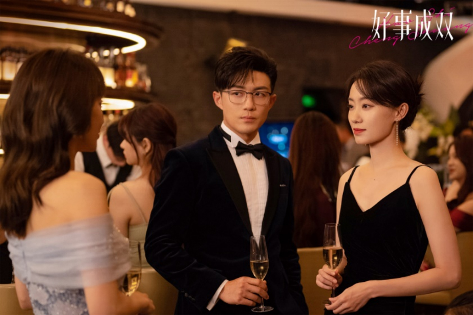 《好事成双》海报  — iTalkBB同步热映